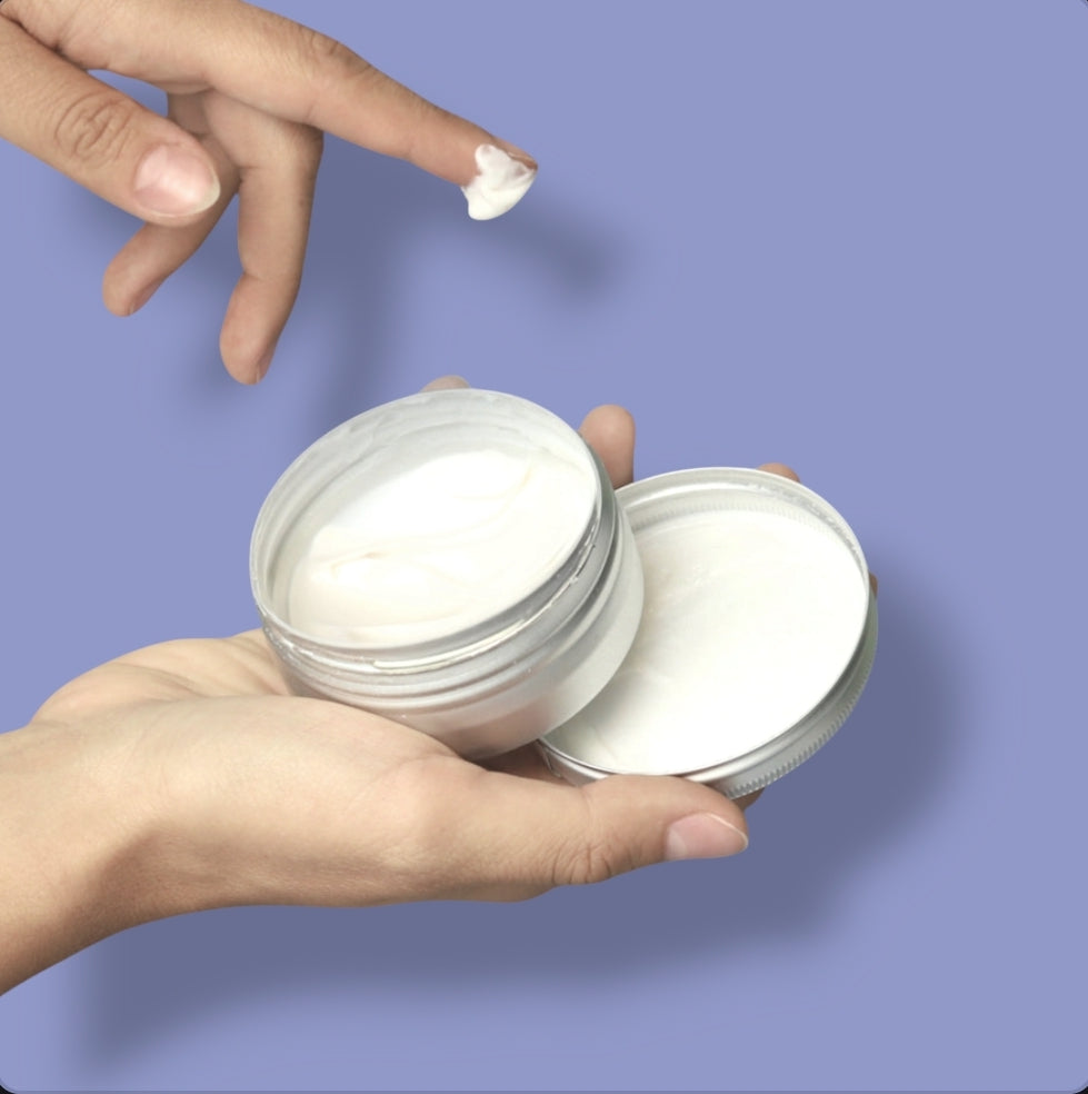 Crema mani leggera