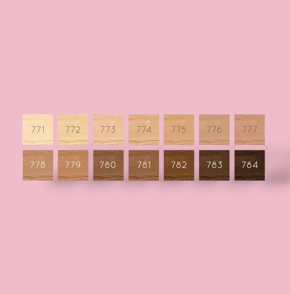Palette di campioni fondotinta con codici 771–784, finitura beige