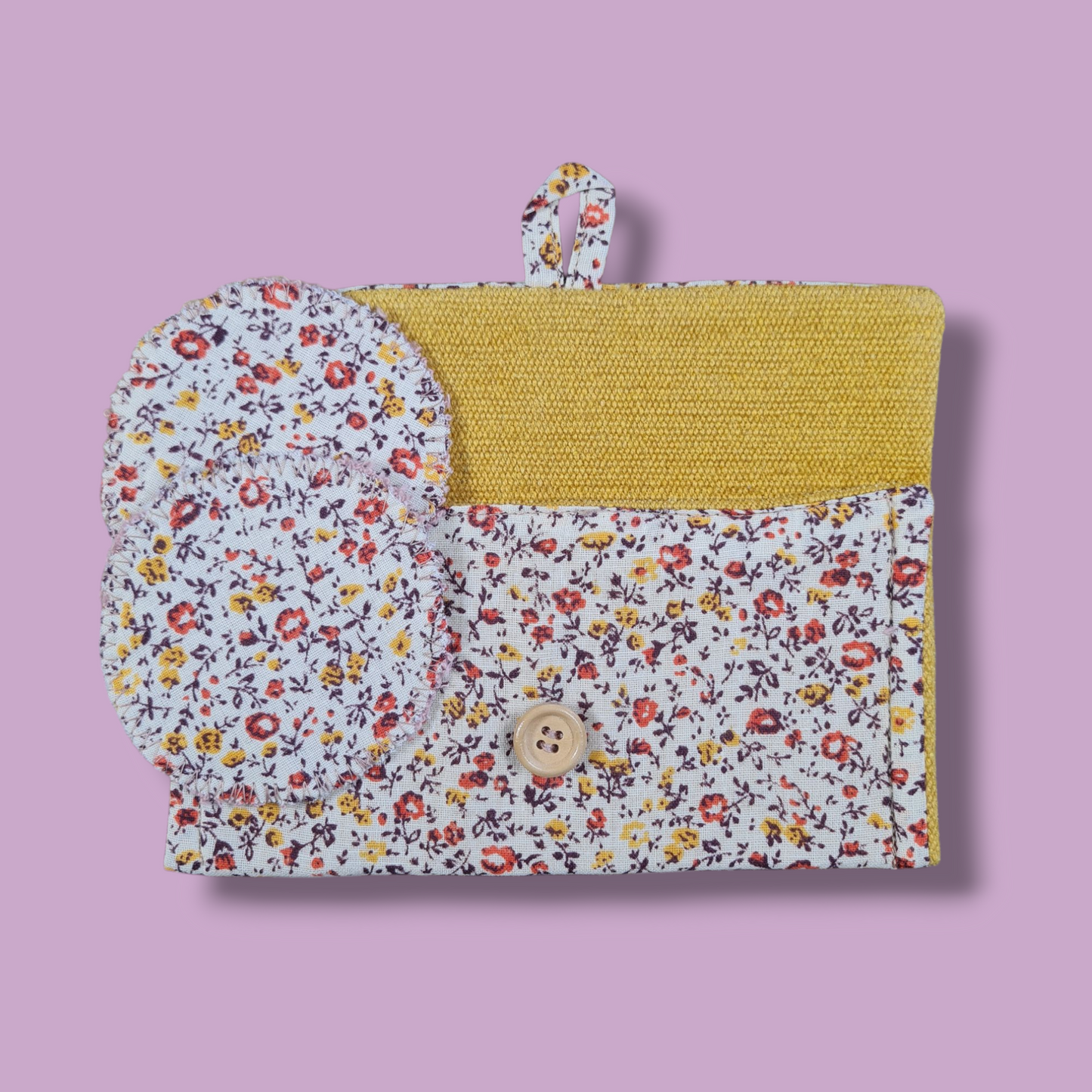 Pochette slim con 2 dischetti struccanti riutilizzabili