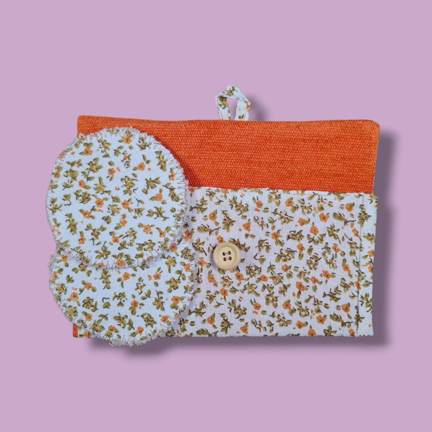 Pochette slim con 2 dischetti struccanti riutilizzabili
