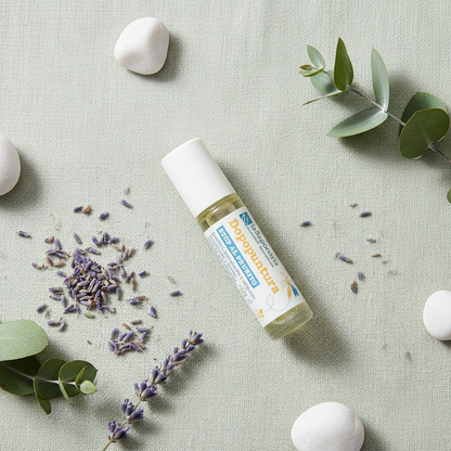Dopopuntura roll-on flat lay verde salvia