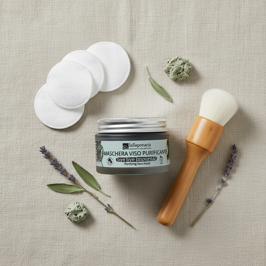 Maschera viso Bye Bye Impurità su marmo con polvere argilla verde tea tree menta, purificante pelli grasse