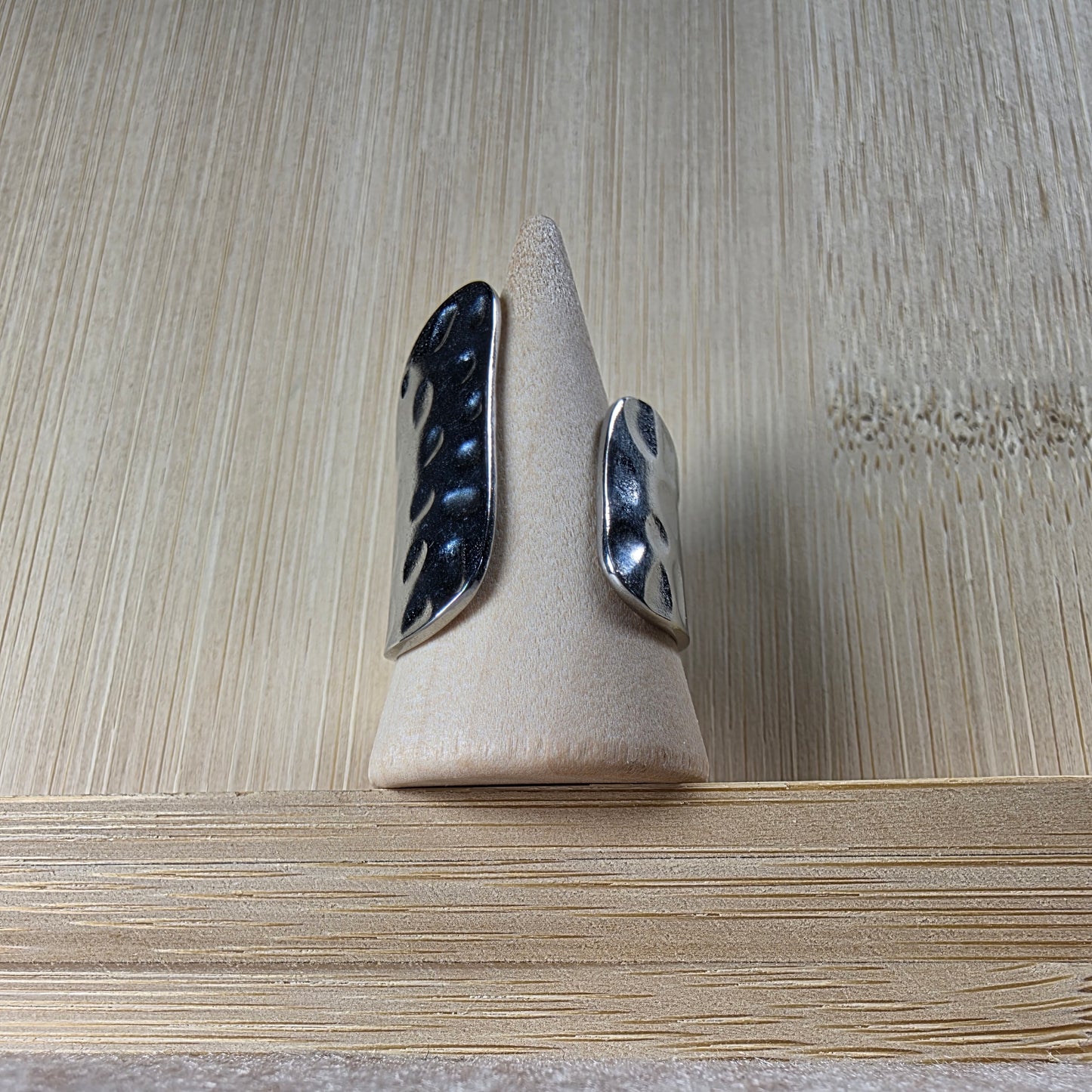 Anelli Ninfa - Eleganza Versatile e Raffinata