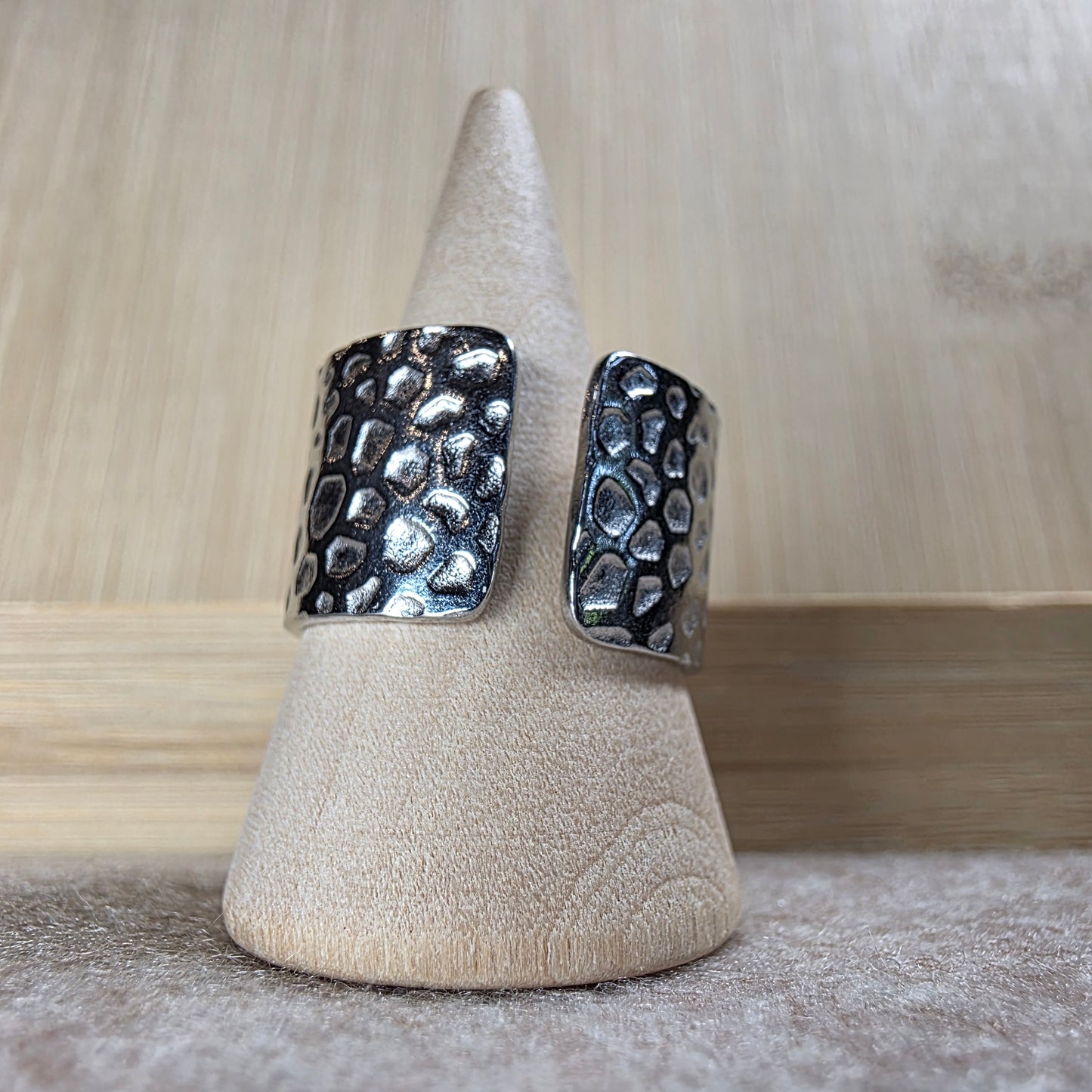 Anelli Ninfa - Eleganza Versatile e Raffinata