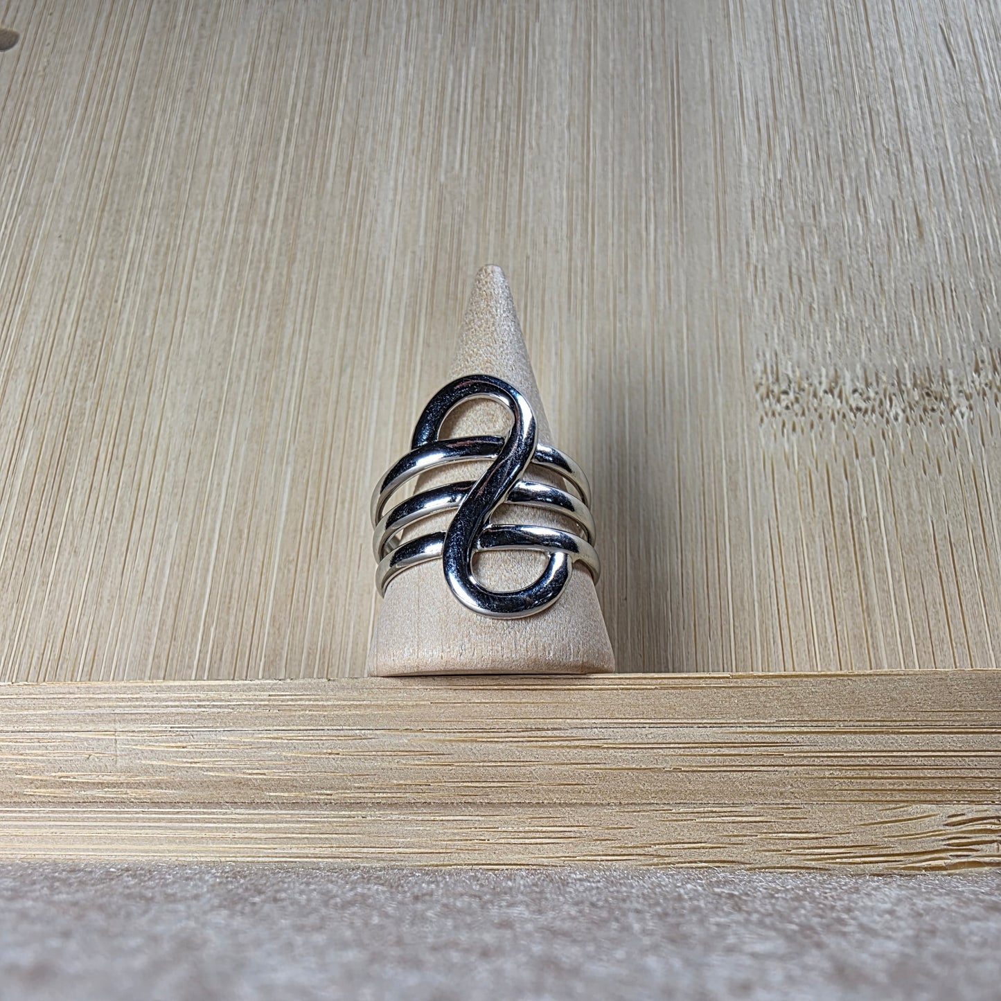 Anelli Ninfa - Eleganza Versatile e Raffinata